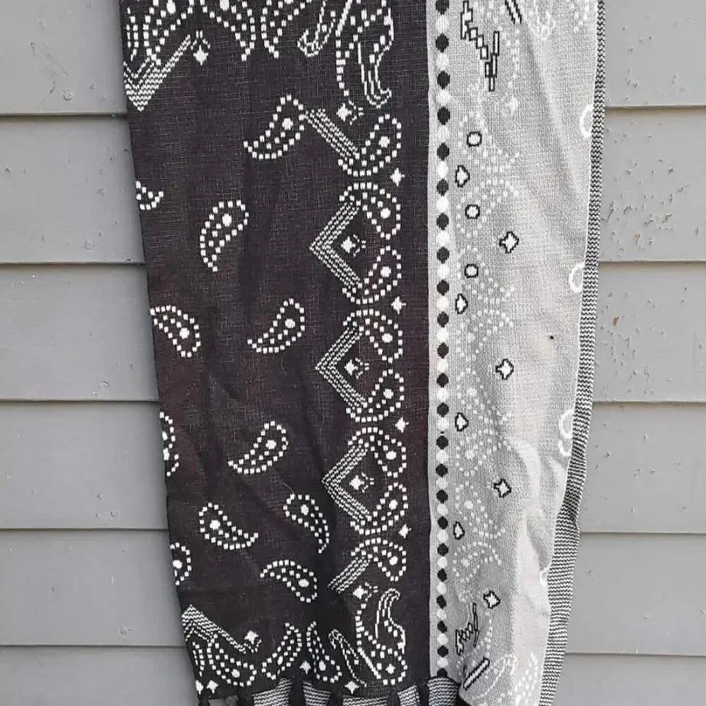 Black Gray White Acrylic? Winter Scarf Paisley